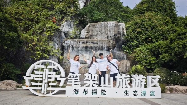 掌柜配资 如果用一种声音表达清新，外国友人会怎样选择？